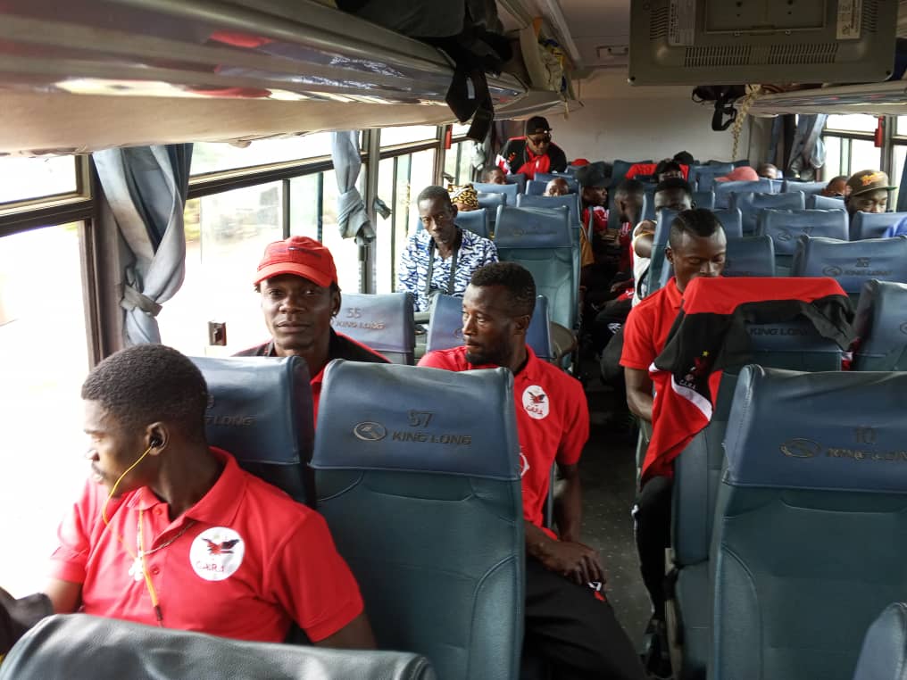 Départ de l'équipe pour Pointe-Noire